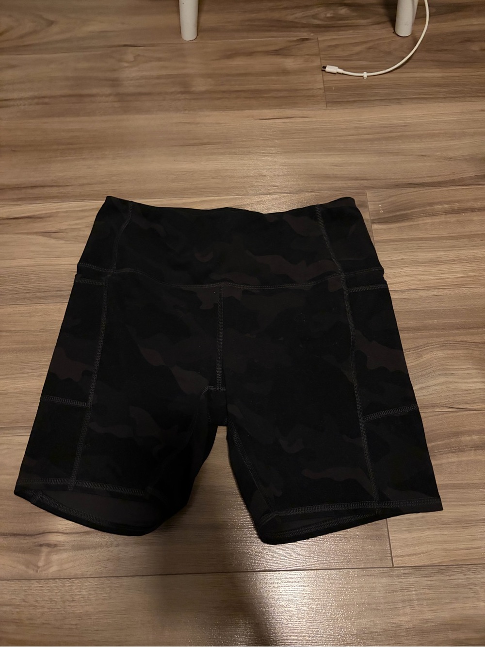High-Waist Black Camo Workout Shorts With pockets